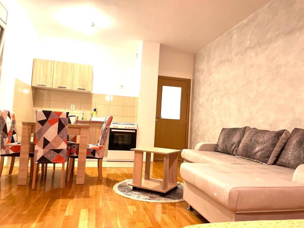 Naki Apartman Apartment Podgorica Room photo